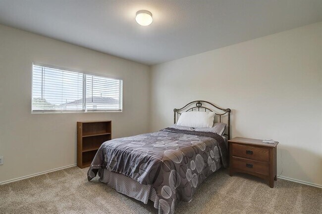 Building Photo - 4514 Evergreen Mdw Ct