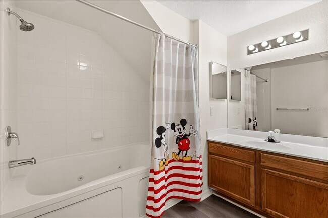 Building Photo - 2624 Lodi Cir