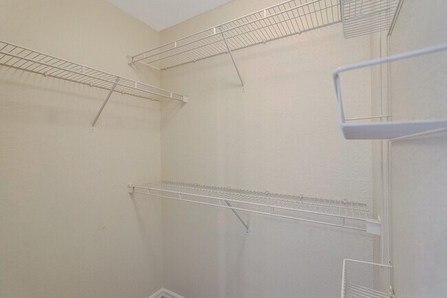 Building Photo - 2916 Tuscany Ct