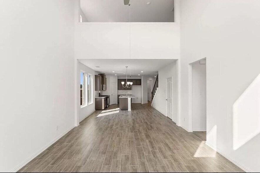 Building Photo - 3100 Leatherwood Ln