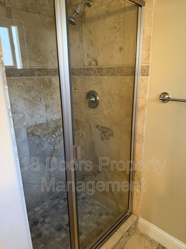 Building Photo - 11035 Forestview Ln