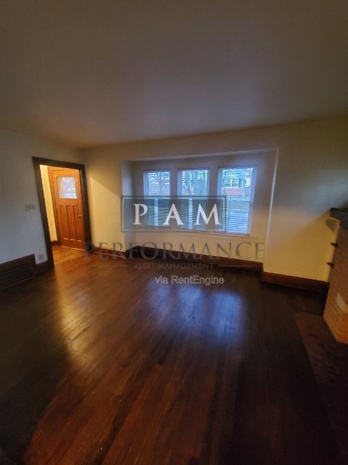 Building Photo - 1114 16th Ave