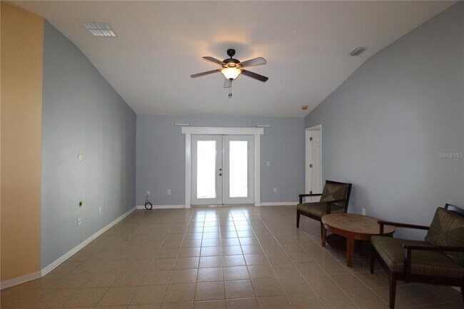 Building Photo - 30754 Midtown Ct
