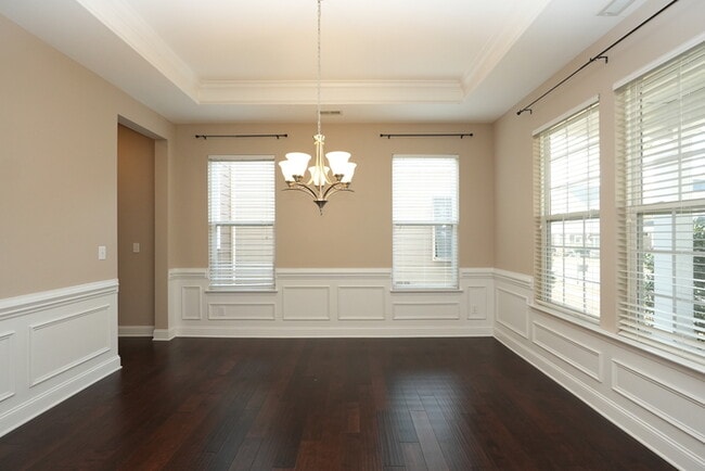 Building Photo - Spacious 5-Bedroom Home in Mooresville with Open Floor Plan & Loft!