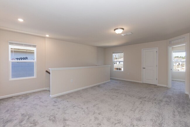 Building Photo - 1498 Rhodes Pond St