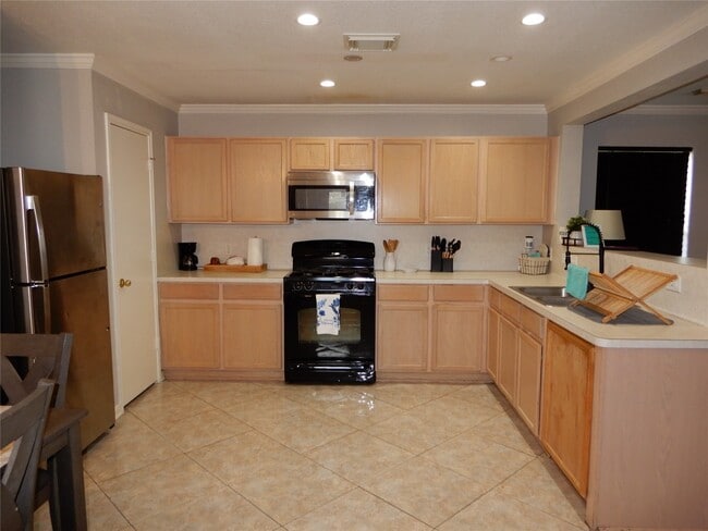 Building Photo - 10030 Victoria Falls Ln