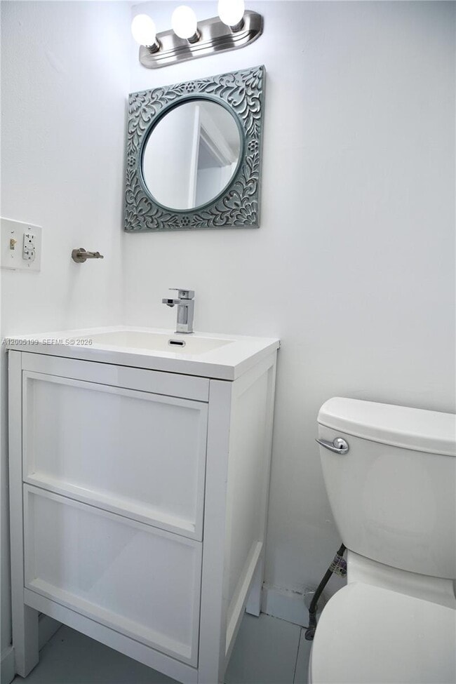 Building Photo - 3186 Bird Ave