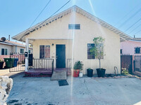 Building Photo - 2666 Maceo St