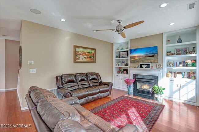 Building Photo - 150 Nathan Dr