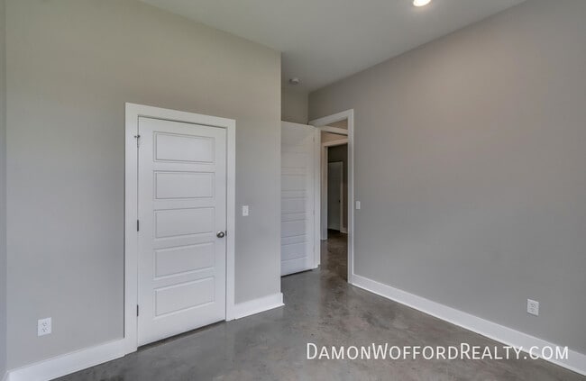 Building Photo - 174 Shelby Mae Cir