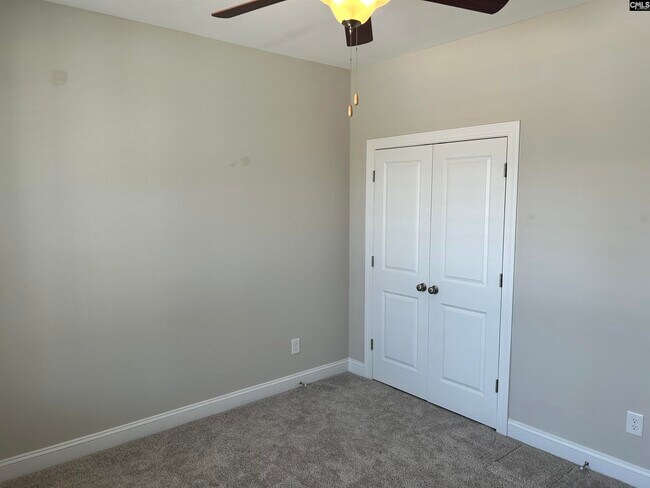 Building Photo - 905 Layton Way