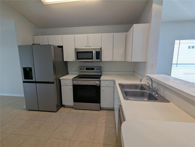 Building Photo - 5000 Anclote River St
