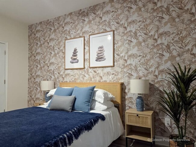 Building Photo - 4460 NW 19th St