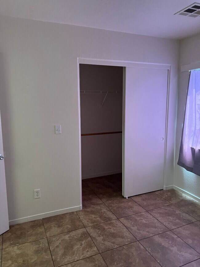 Building Photo - 2275 Windmill Grove Ct