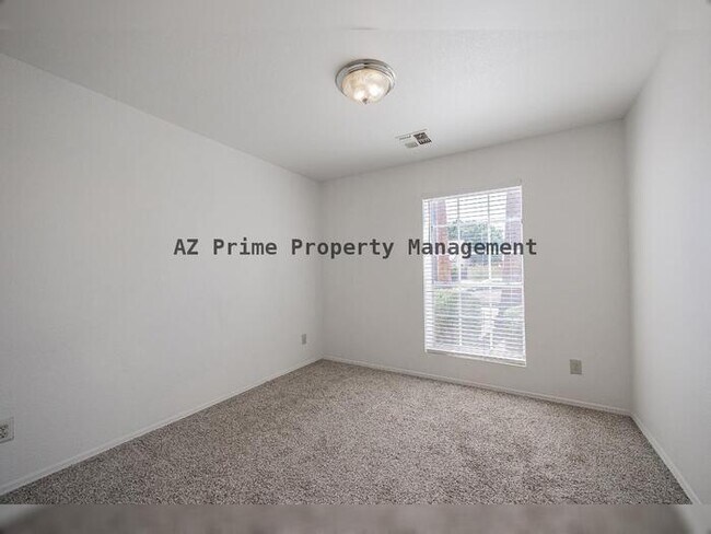 Building Photo - 4326 E Encinas Ave