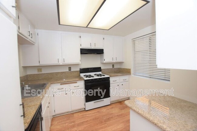 Building Photo - 3163 Kelp Ln