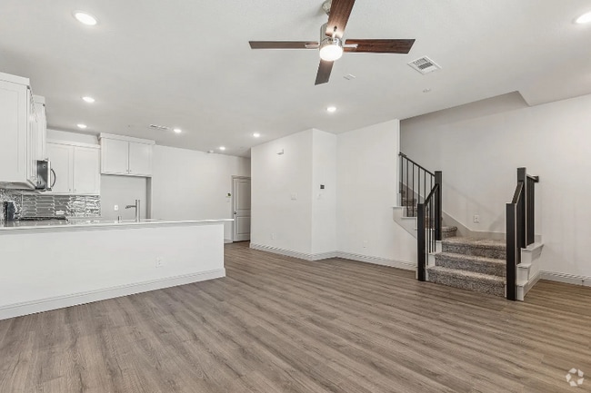 Building Photo - 1855 Bluestem Ln