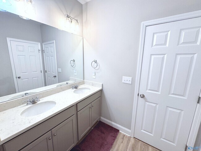 Building Photo - 29419 Canoe Cir NW