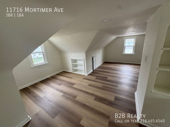 Building Photo - 11716 Mortimer Ave