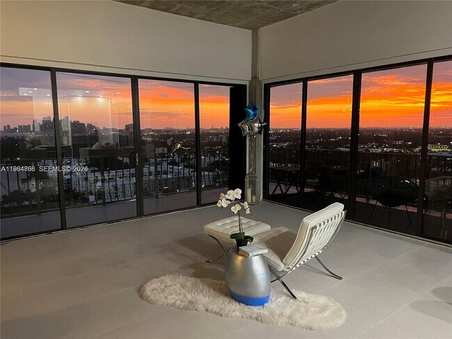 Building Photo - 780 NE 69th St