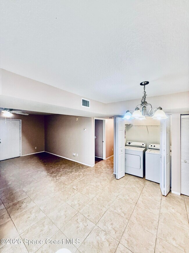 Building Photo - 1841 Long Iron Dr