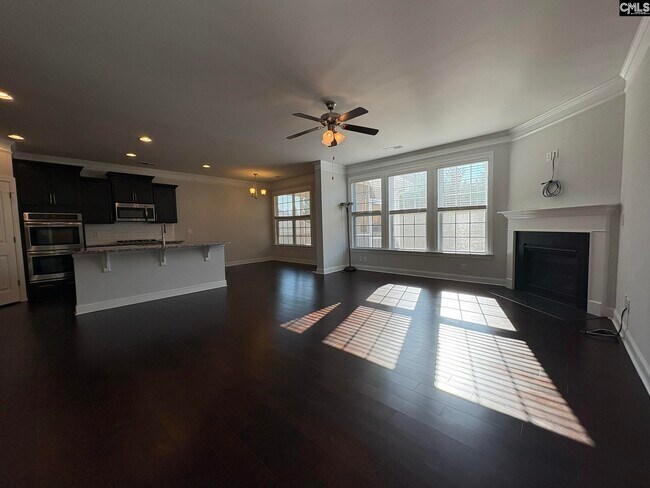 Building Photo - 178 Thacher Lp