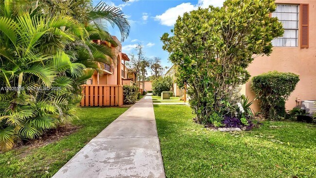 Building Photo - 7231 Miami Lakes Dr