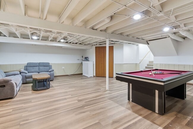 Building Photo - 14433 Mallard Dr