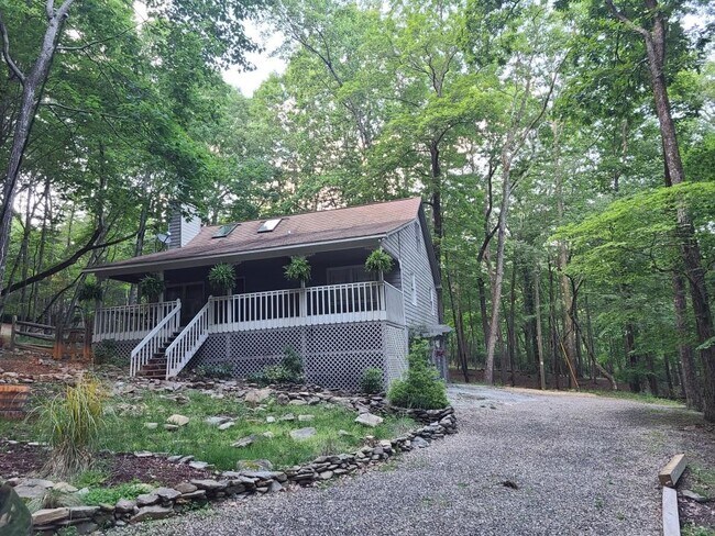 Primary Photo - 120 Rocky Stream Ct