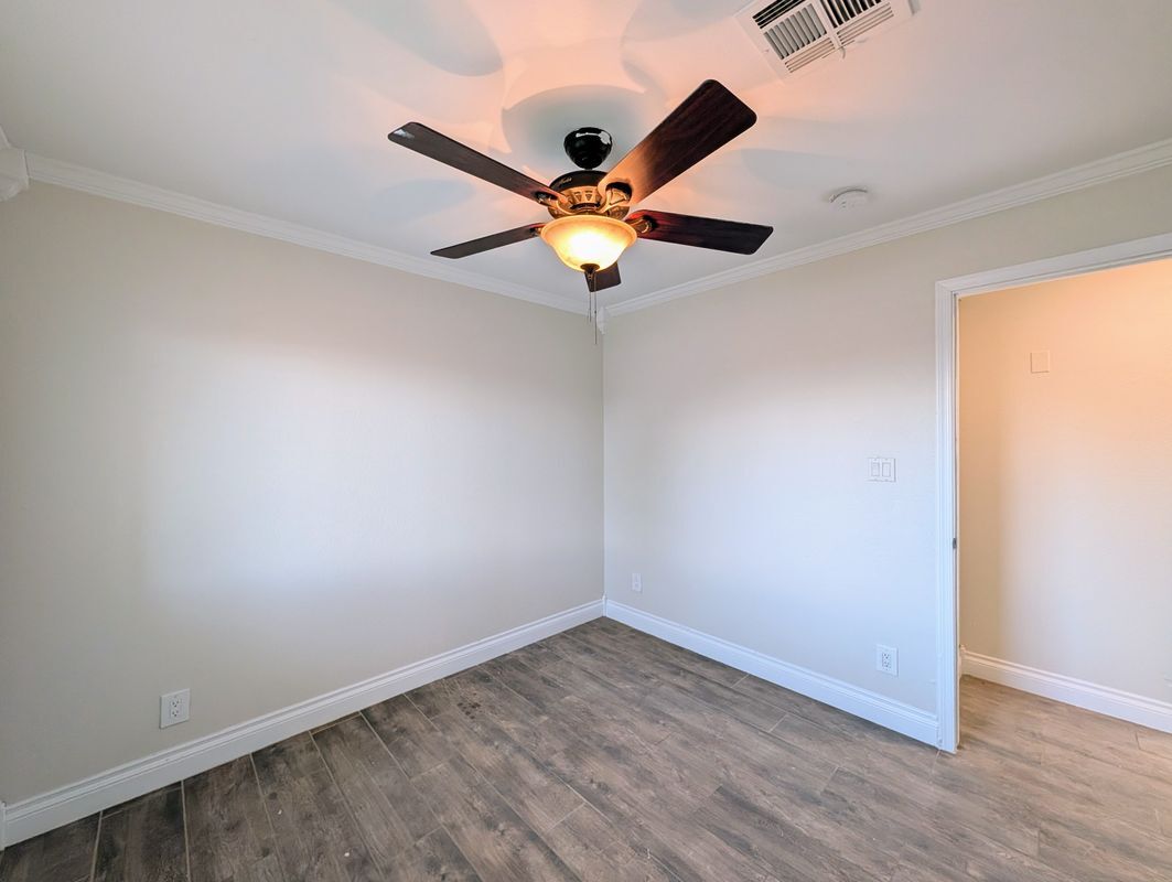 Building Photo - 13208 W Tuckey Ln