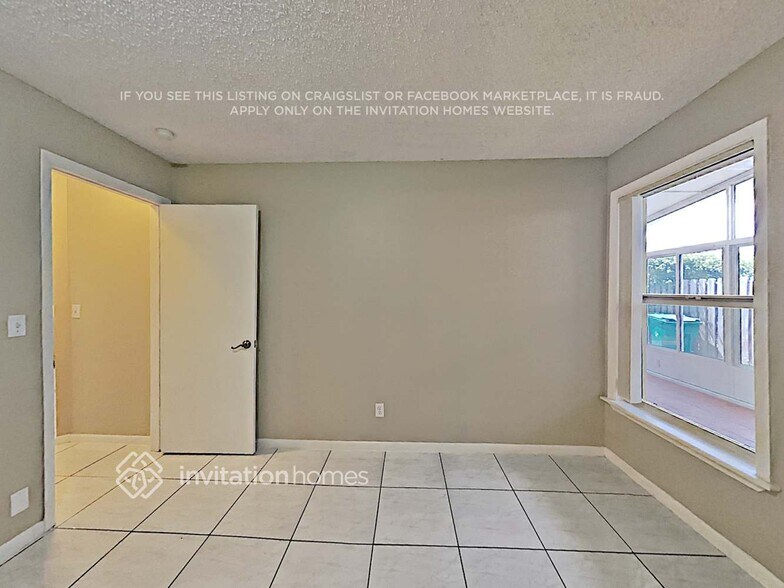 Building Photo - 2997 Myrtle Oak Cir