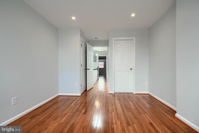 Building Photo - 1166 Carroll St
