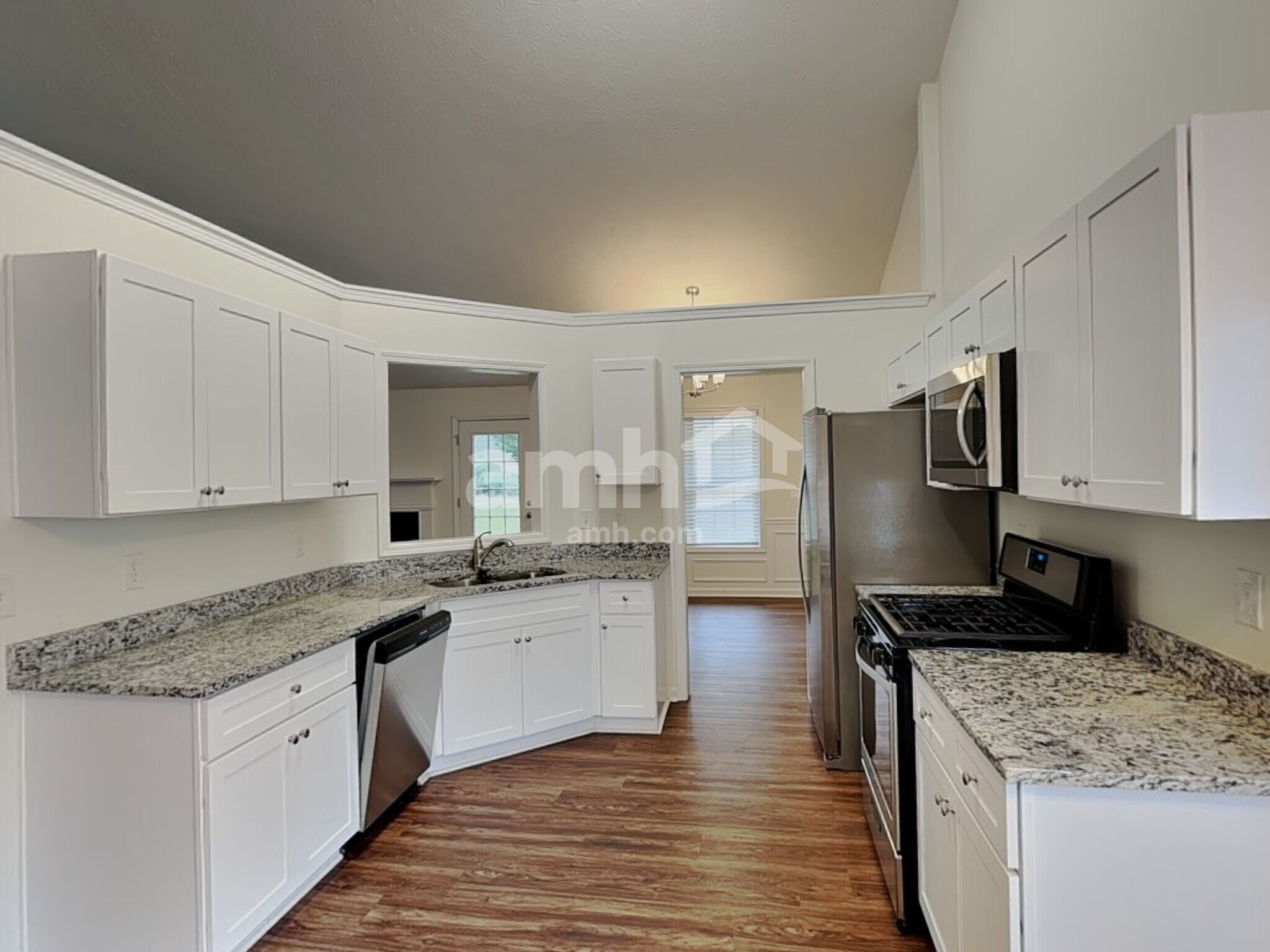 Building Photo - 1755 Heatherton Rd