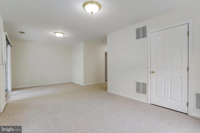 Building Photo - 141 Herndon Mill Cir