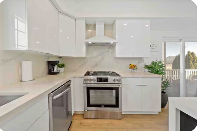 Building Photo - Rental home