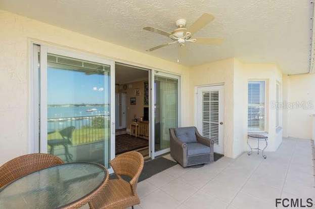 Building Photo - 157 Marine St