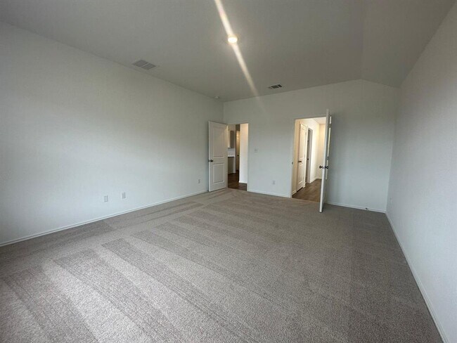 Building Photo - 176 Jeffers