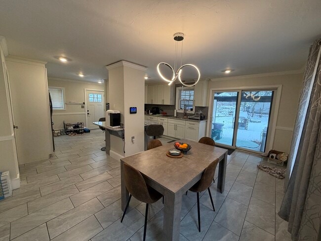 Building Photo - 21 Englewood Ave