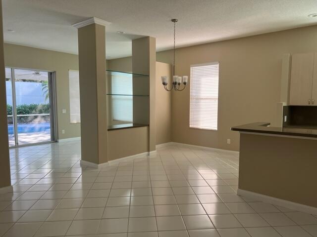 Building Photo - 188 S Hampton Dr
