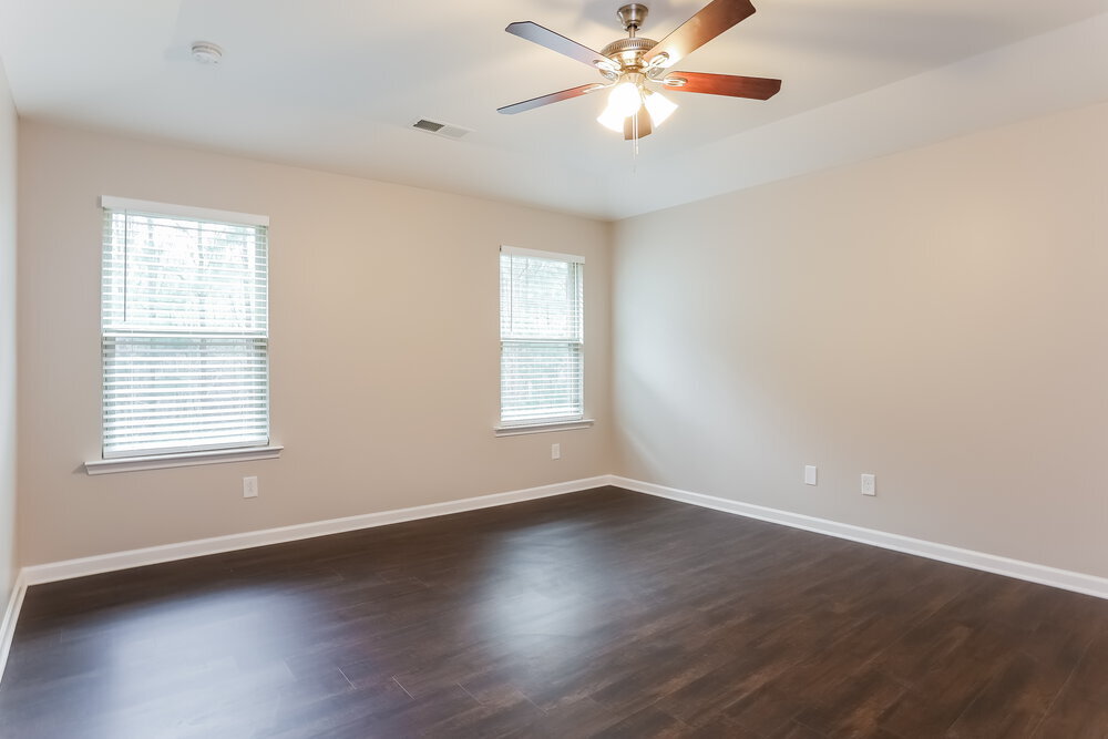Building Photo - 677 Rockingham Dr