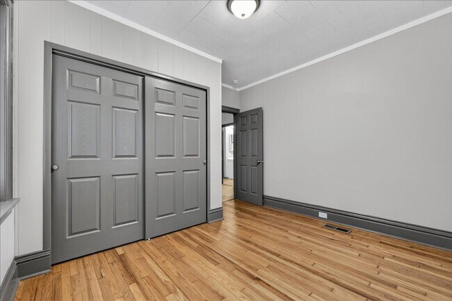 Building Photo - 4621 Quincy St