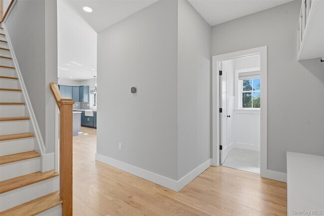 Building Photo - 112 Pine Grove Rd