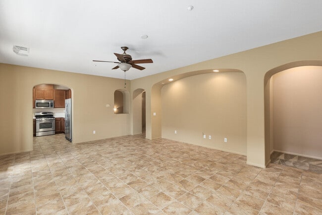 Building Photo - 245 Paseo Gregario