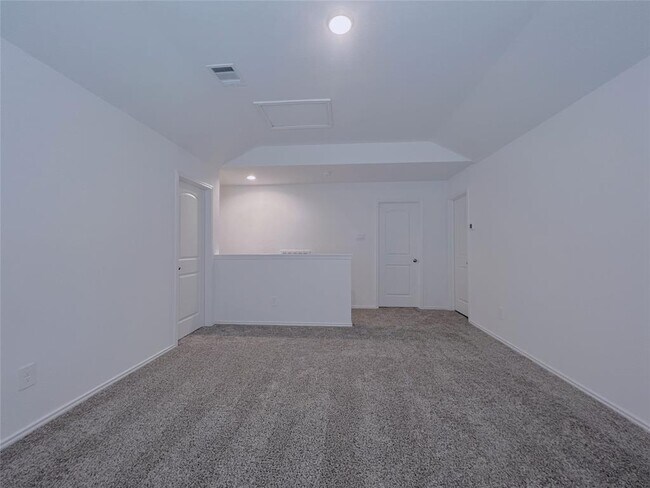 Building Photo - 14732 Hazel Br Dr