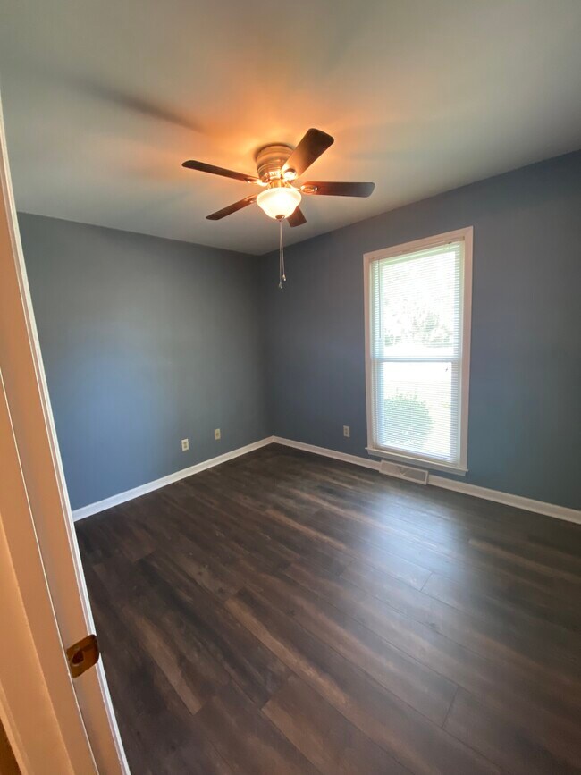 3Rd Bedroom - 1531 Wakendaw Rd