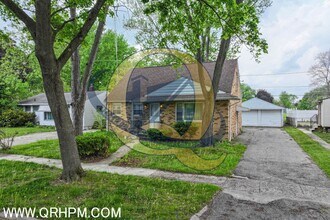 Building Photo - Available Now!!! 3 Bed, 2.5 Bath!!