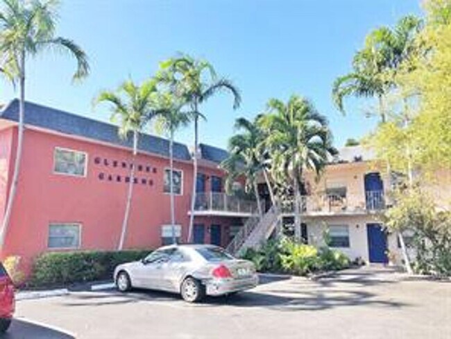 Interior Photo - 75 SW 10th St Ft. Lauderdale, FL 33315