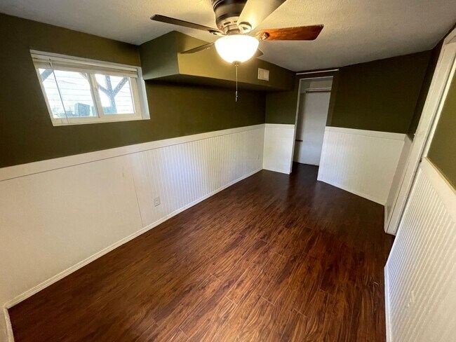 Building Photo - ALL UTILITIES INCLUDED - 3 bed duplex