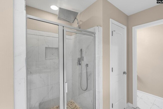 Building Photo - 38 Athlone Ct