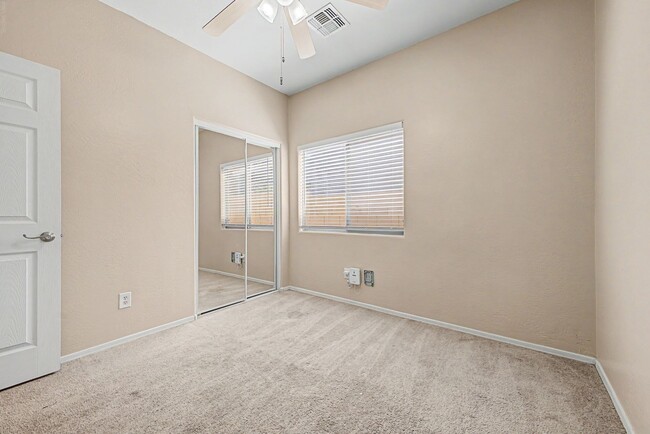Building Photo - Beautiful Single-Level 3 Bedroom, 2 Bathroom Home in Maricopa